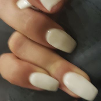 Elite Nail Boutique - I am so upset only after 2 days! - Nail Salons Near Me - Riverside, California