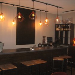 Les Deux Mondes - notre bar plus grand pour vos tapas