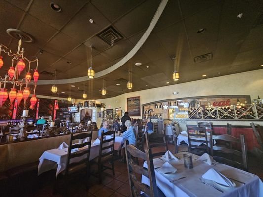 Mezzo Bistro and Wine by null