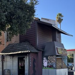 Thousand Oaks Meat Locker BBQ - Store front