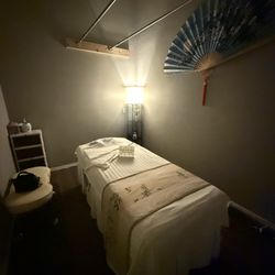 bamboo massage