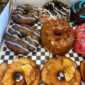 Wicked Donuts - Spiced Apple Cider, Purple Pumpkin, maple Bacon, cookies and cream. - Donuts Near Me - Las Vegas, Nevada Wicked Donuts - Spiced Apple Cider, Purple Pumpkin, maple Bacon, cookies and cream. - Donuts Near Me - Las Vegas, Nevada