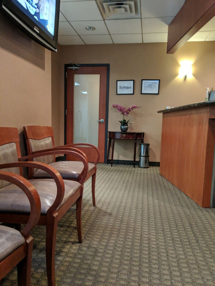 MICHAEL C , MD Updated April 2024 30 Reviews 115 E 57th