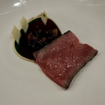 Cabaret L'enfer - Entrecôte - Wine Bars Near Me - Montreal, Quebec
