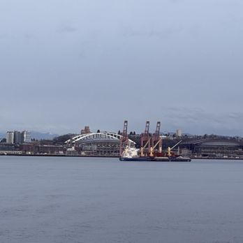 Bainbridge Island Ferry - Ferries Near Me - Seattle, Washington