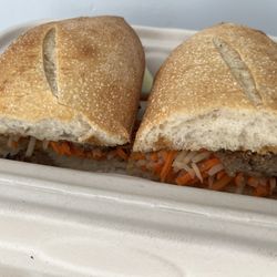 RAW Superfood Cafe - Banh Mi