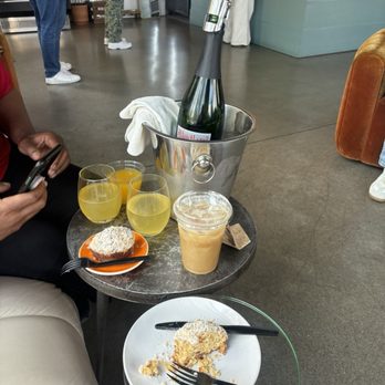 KINFOLX - Updated July 2025 - 182 Photos & 155 Reviews - 1951 Telegraph