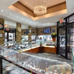 Pinto Gold - Pinto Cash For Gold and Jewellery Buyers Interior