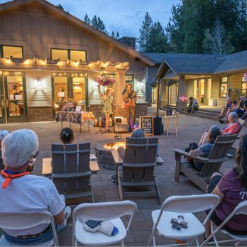 Sun Outdoors Bend - Group Campfire with concert - RV Parks Near Me - Bend, Oregon Sun Outdoors Bend - Group Campfire with concert - RV Parks Near Me - Bend, Oregon