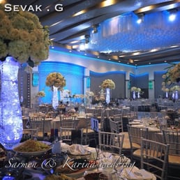 Beautiful vases and LED lights for my wedding Beautiful vases and LED lights for my wedding