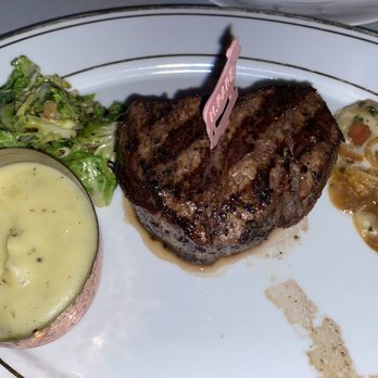Maple & Ash - 10 oz filet - Steakhouses Near Me - Chicago, Illinois