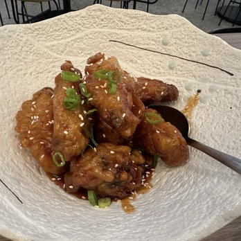 Dumpling Story - Deep fried chicken wings - Asian Fusion Near Me - San Francisco, California
