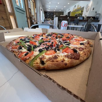Boardwalk Bakery & Pizzeria - Pizza - Pizza Near Me - Terlingua, Texas