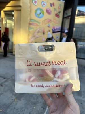 lil sweet treat by null