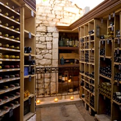 Relais du Bois Saint Georges Restaurant - La cave !