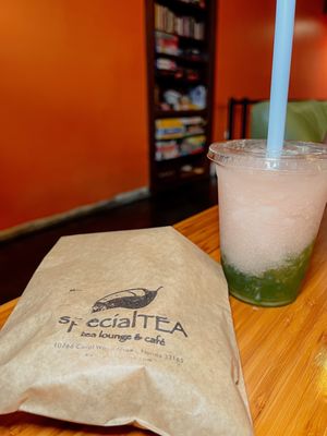 specialTEA Lounge & Café by null