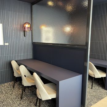 Capital One Lounge - Semi-private seats - Airport Lounges Near Me - Dulles, Virginia