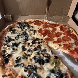 1/2 veggie1/2 cheese added pepperoni.