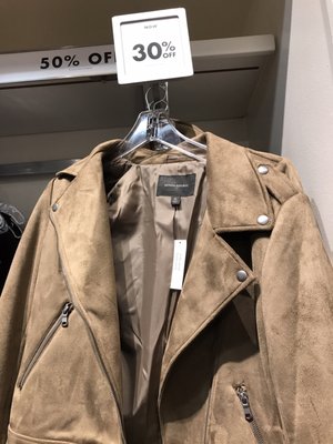 Banana Republic Factory Store by null