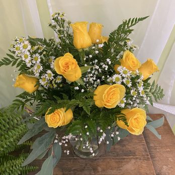 Bloom and Petal Parlor - Florists Near Me - Trail, British Columbia Bloom and Petal Parlor - Florists Near Me - Trail, British Columbia