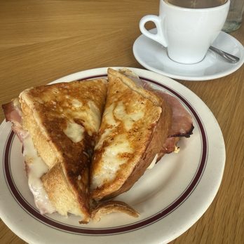 Le Conciliabule - Croque Mr - Bakeries Near Me - Toronto, Ontario