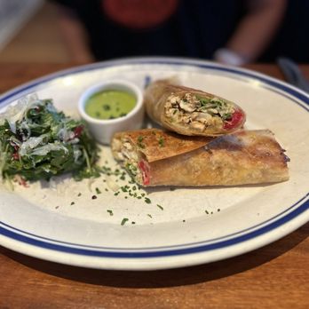 Hudson House - Fish tacos - Bars Near Me - Dallas, Texas