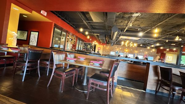Farina Alto Pizzeria & Wine Bar by null
