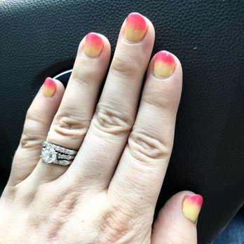 The Glitterbox Nail Studio - Ombre manicure by Crystal - Nail Salons Near Me - Everett, Washington