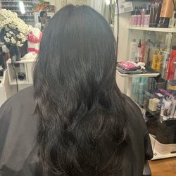Women's Short Layered Cut | Hair by Ivy
