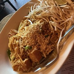 Somsiri Thai - Tofu pad Thai