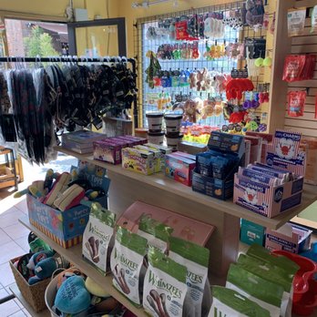 The Dog Bakery - Inside store - Pet Stores Near Me - Pasadena, California