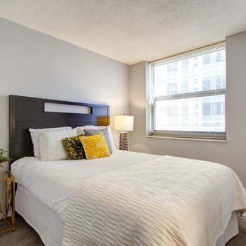 180 North Jefferson - Apartments Near Me - Chicago, Illinois