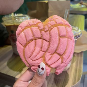 Con Azucar Cafe - heart shaped concha! - Juice Bars & Smoothies Near Me - San Jose, California Con Azucar Cafe - heart shaped concha! - Juice Bars & Smoothies Near Me - San Jose, California