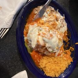 Los 2 Potrillos - Shrimp burrito. Couldn't finish it was so big!