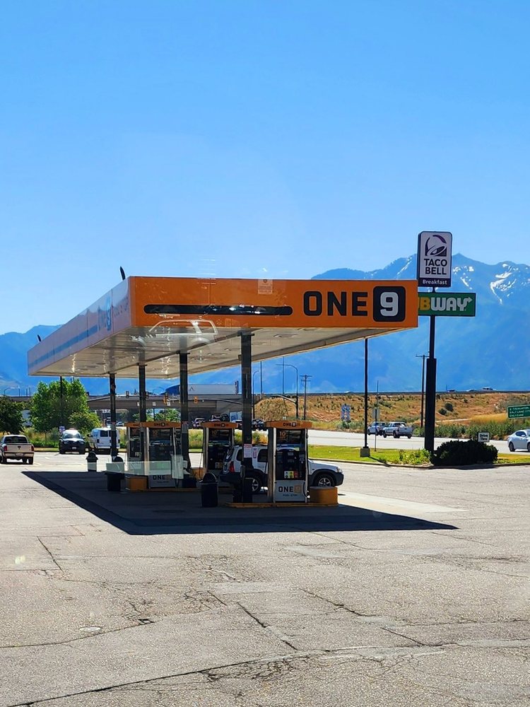One9 Fuel Stop Logo