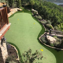 CK Greens - Custom putting green in your own backyard.
