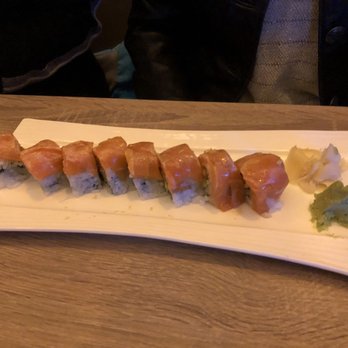 Jing - Salmon roll - Sushi Bars Near Me - Aspen, Colorado