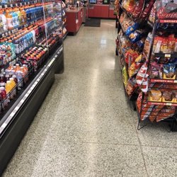Turkey Hill Minit Market - Open air cooler for cold drinks, chip rack with end caps .