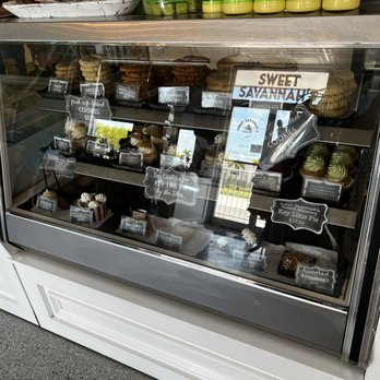 Sweet Savannah's - Cupcakes/cookies - Ice Cream & Frozen Yogurt Near Me - Marathon, Florida