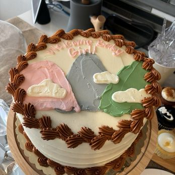 City Cakes & Cafe - Custom cake - Bakeries Near Me - Midvale, Utah