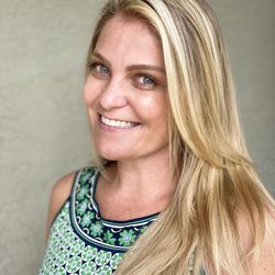 DC Hair&Beauty - Highlights touch up