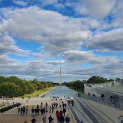 Unlimited Biking - View of the Washington monument from the Lincoln memorial.