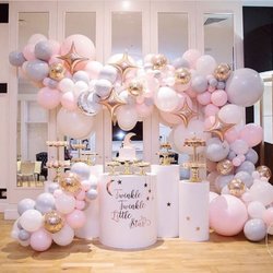 Berko - Candy bar with friends