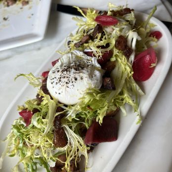 Brasserie Ten Ten - Salade de lyonnaise - French Near Me - Boulder, Colorado Brasserie Ten Ten - Salade de lyonnaise - French Near Me - Boulder, Colorado