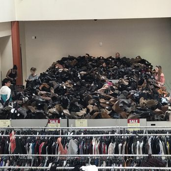 Last Chance Clearance Store - Used, Dirty and plain Disgusting - Shoe Stores Near Me - Phoenix, Arizona Last Chance Clearance Store - Used, Dirty and plain Disgusting - Shoe Stores Near Me - Phoenix, Arizona