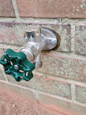 Maddalon F R Plumbing & Heating Logo