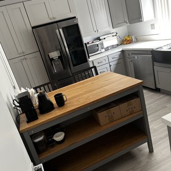 Oscars Flooring - Another view of their kitchen handiwork - Flooring Near Me Oscars Flooring - Another view of their kitchen handiwork - Flooring Near Me