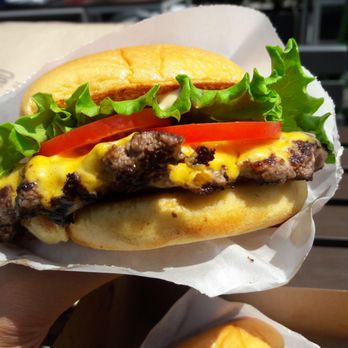 Shake Shack Tysons Corner - Shack burger single - Burgers Near Me - McLean, Virginia