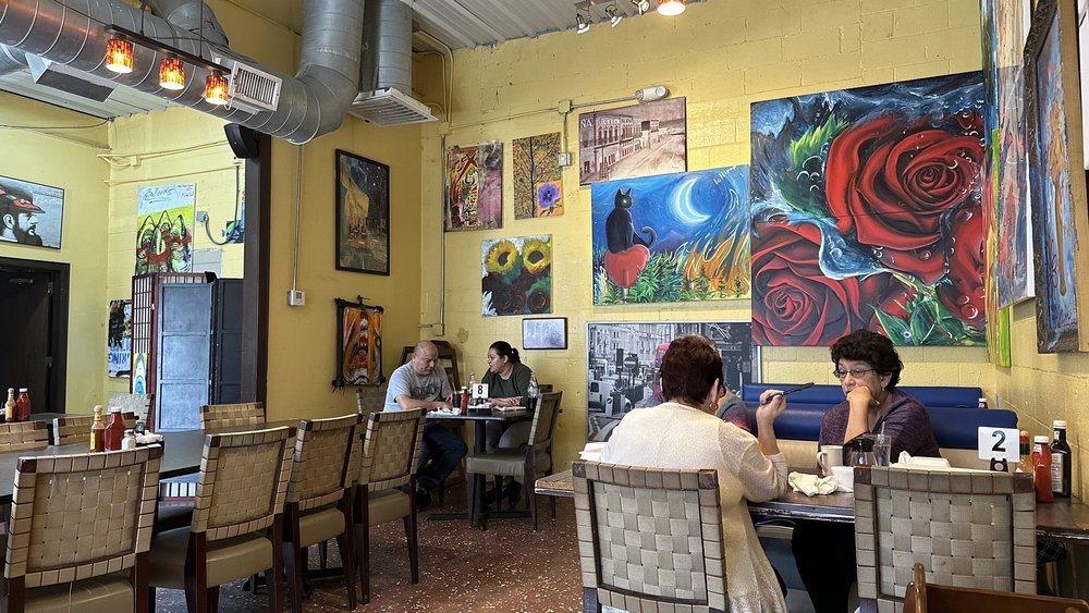 Maga's Cafe