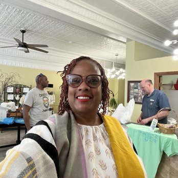 Klein's Market Bakery - a woman in a yellow scarf - Bakeries Near Me - Galena, Illinois Klein's Market Bakery - a woman in a yellow scarf - Bakeries Near Me - Galena, Illinois